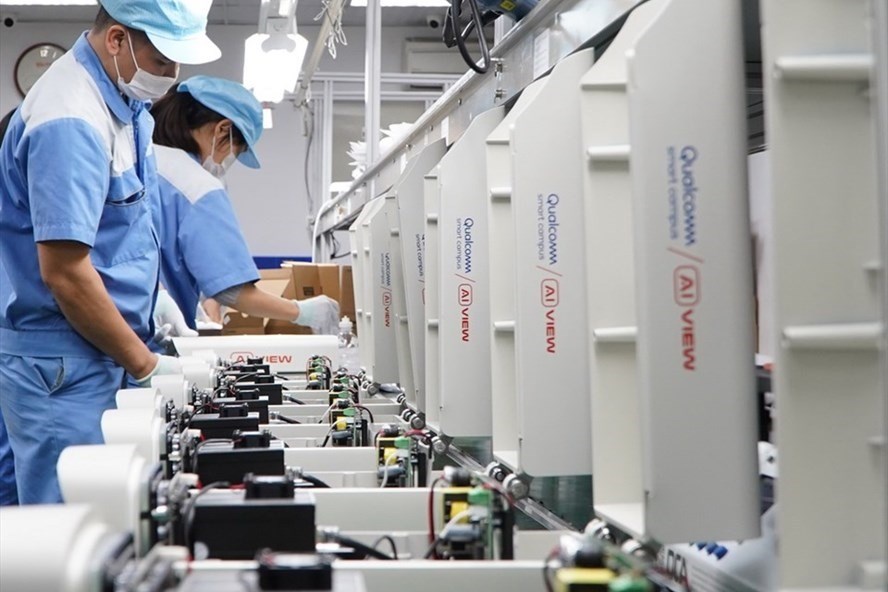 Vietnam leads economic recovery of CLMV countries in 2021